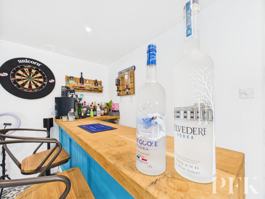 The Bar - Garden Room