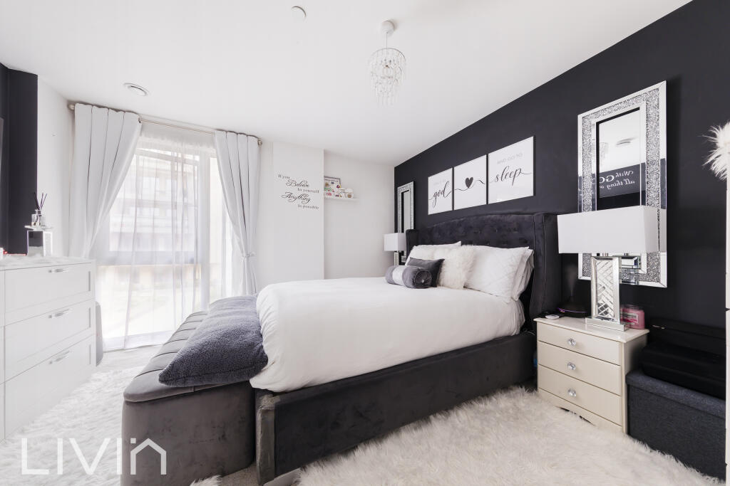 PURLEY WAY, 18, 3- (1)