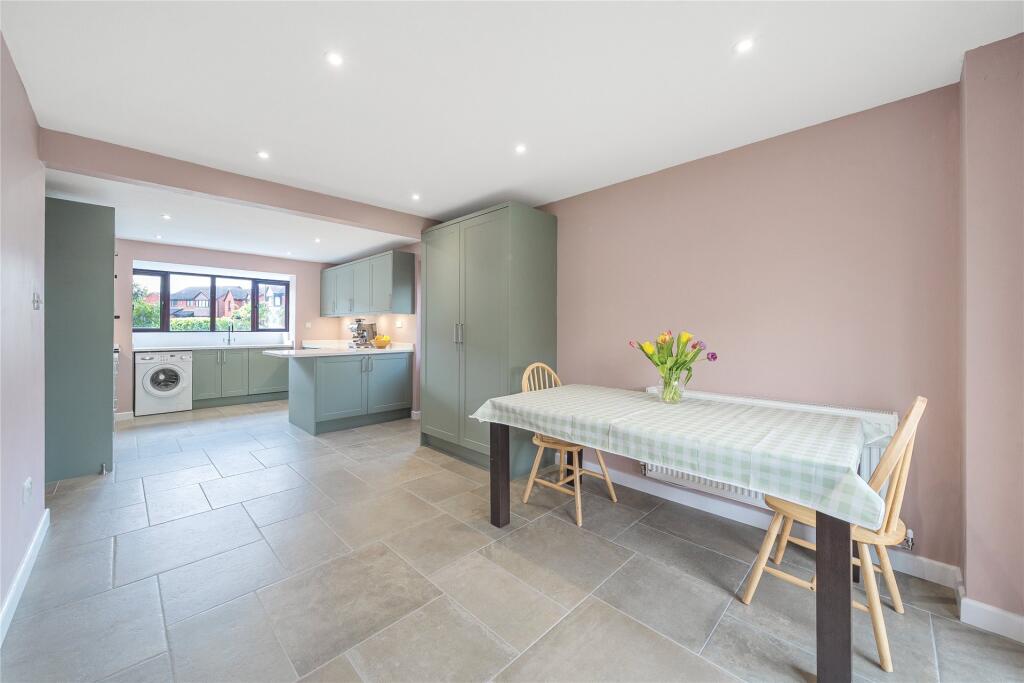 Kitchen/Breakfast