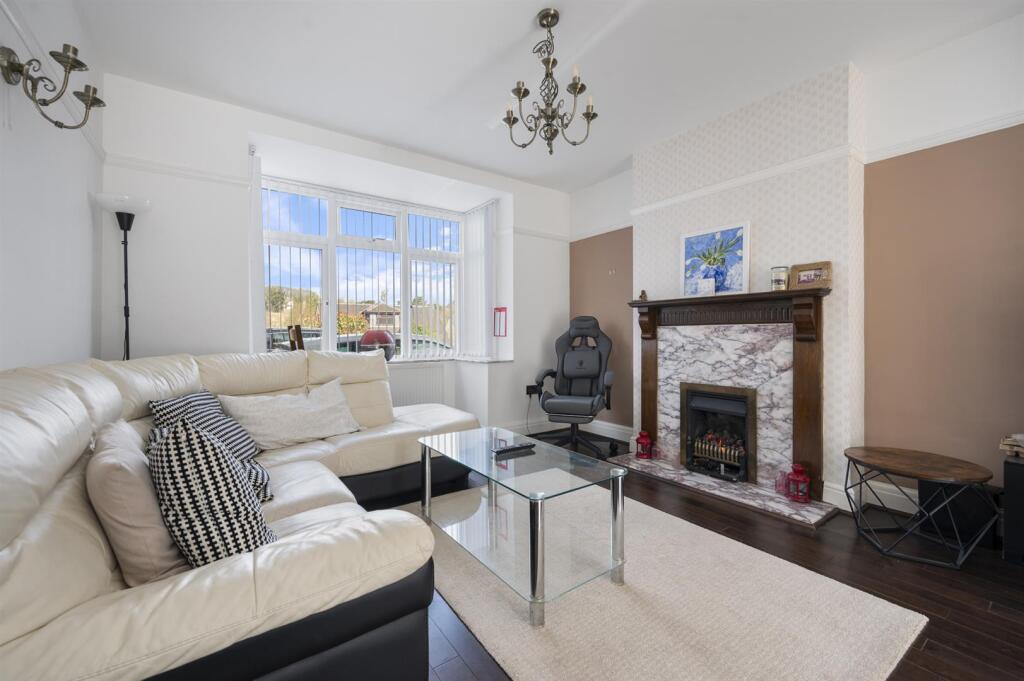 Sitting Room towards front.jpg