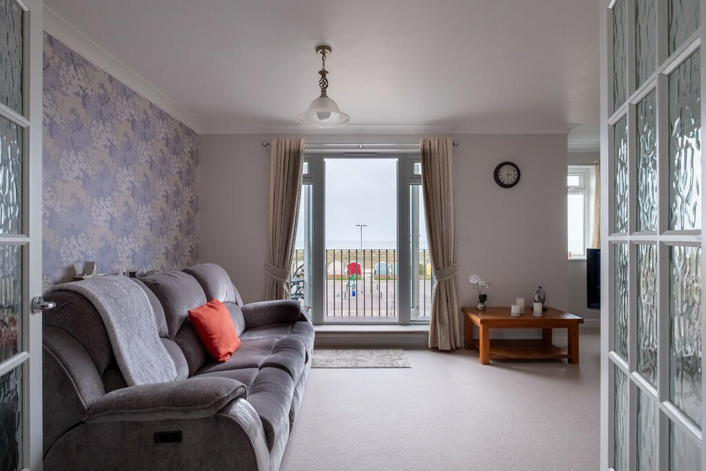 6EsplanadeCourt-1...