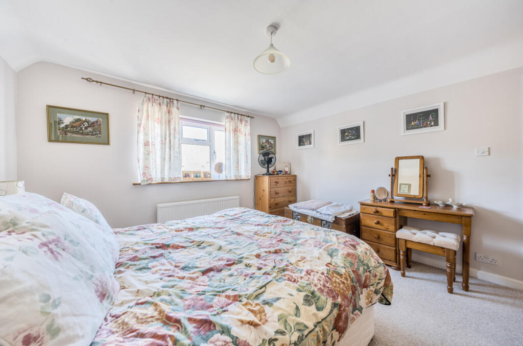 1360900-1-68daaac...