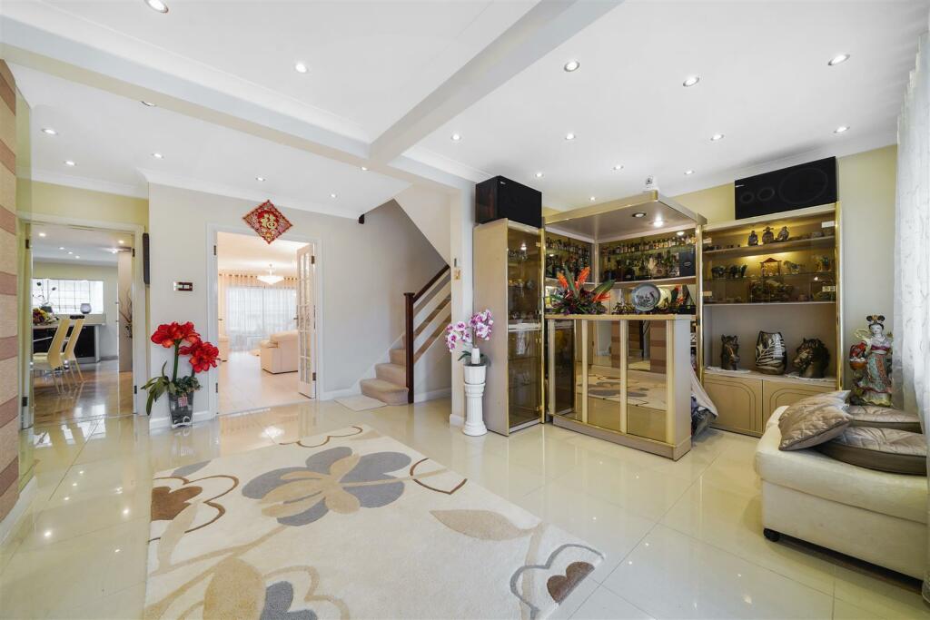 5B Bonnersfield Close - FrIG7pQ0ayyg9P33Dt8Z.jpg