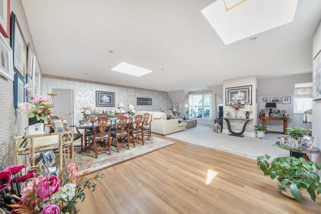 1339728-18-689b31...