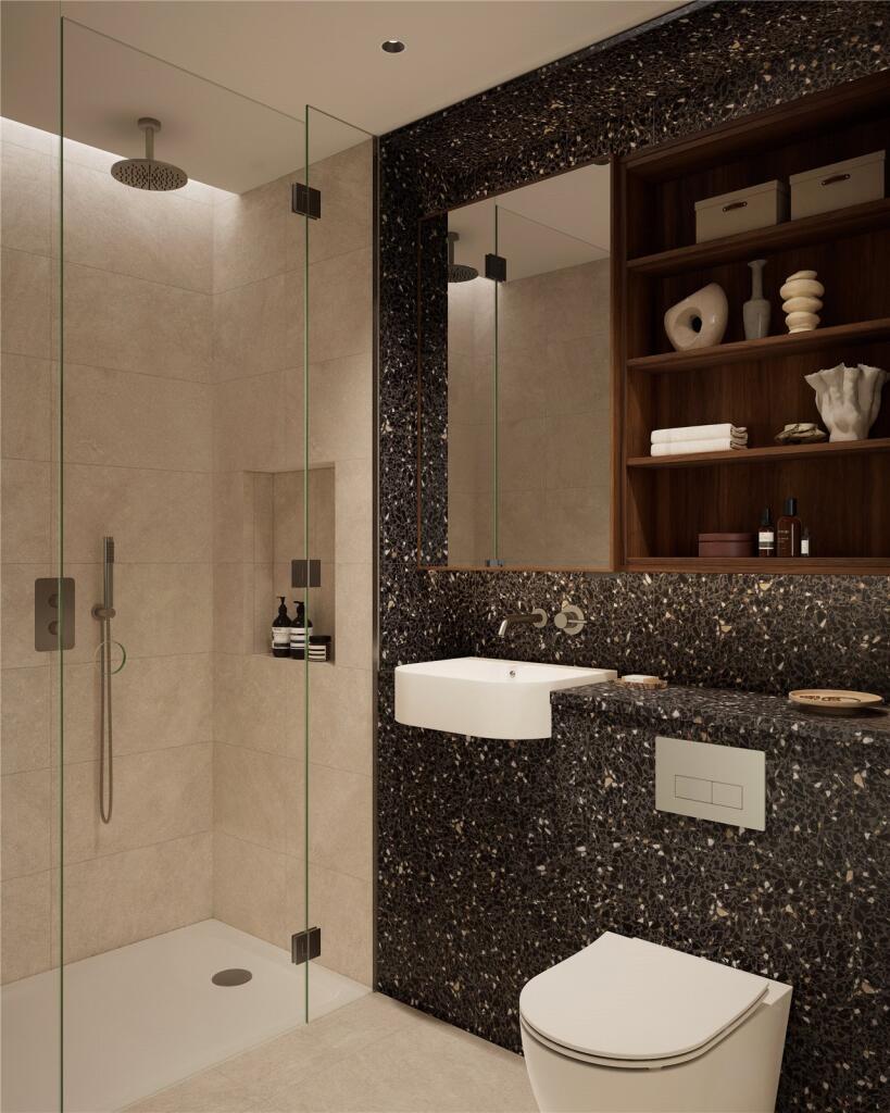 En-Suite Shower