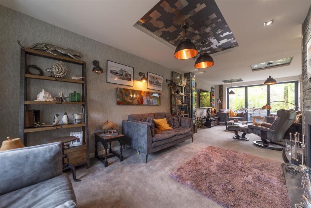 Lounge/Kitchen/Dinning Room