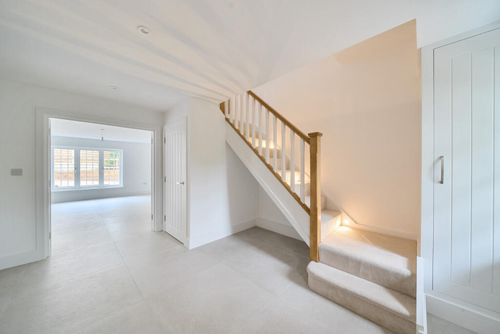 1347754-8-68b6ea4...