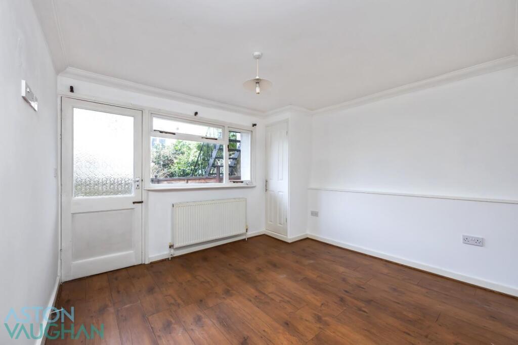 Hanover Terrace, 81A-001.jpg