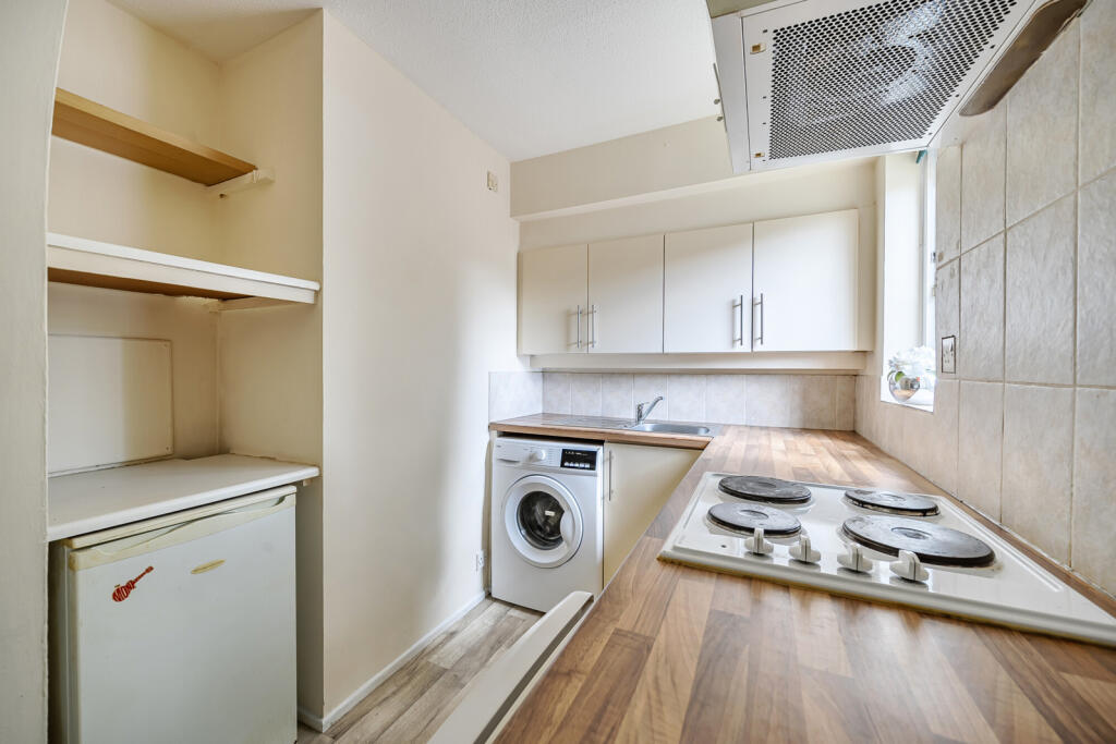 1334798-6-68921af...