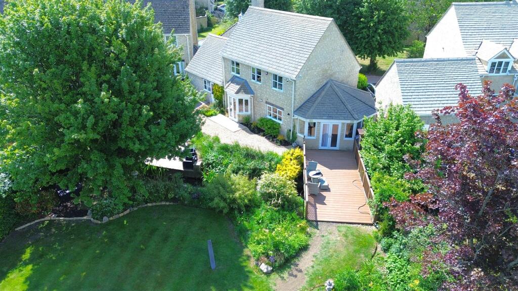 Littlebrook meadow drone 3.JPG