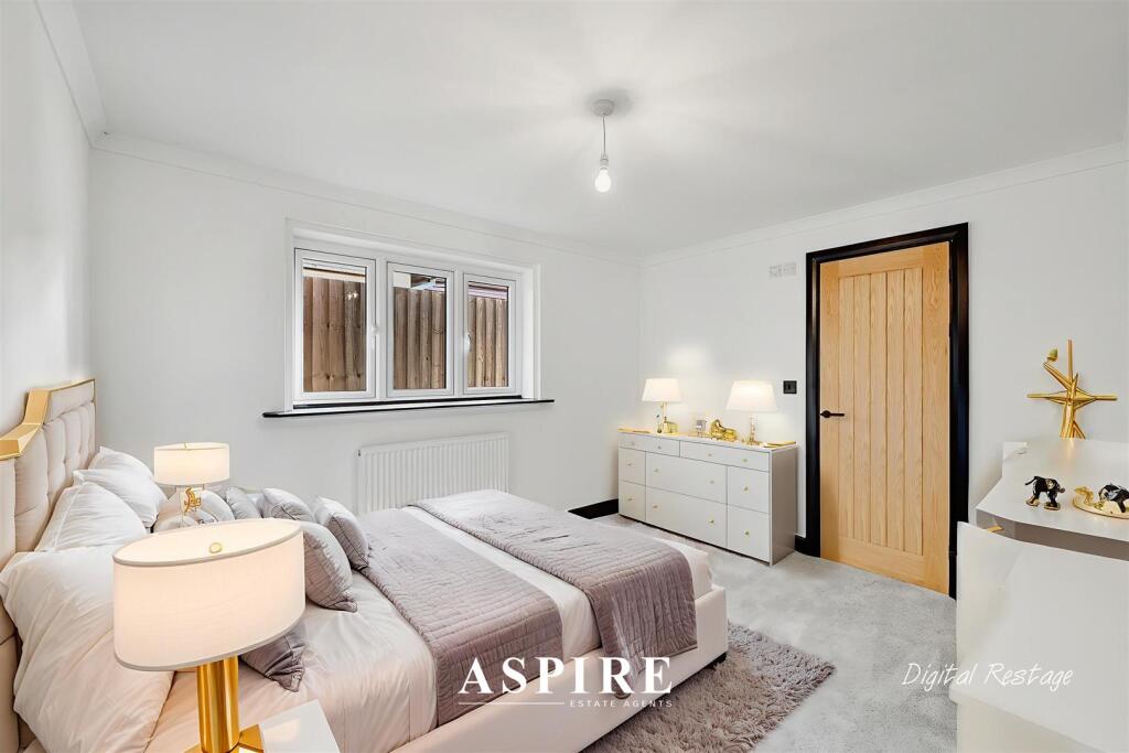 Aspire Estate Agents1003.jpg