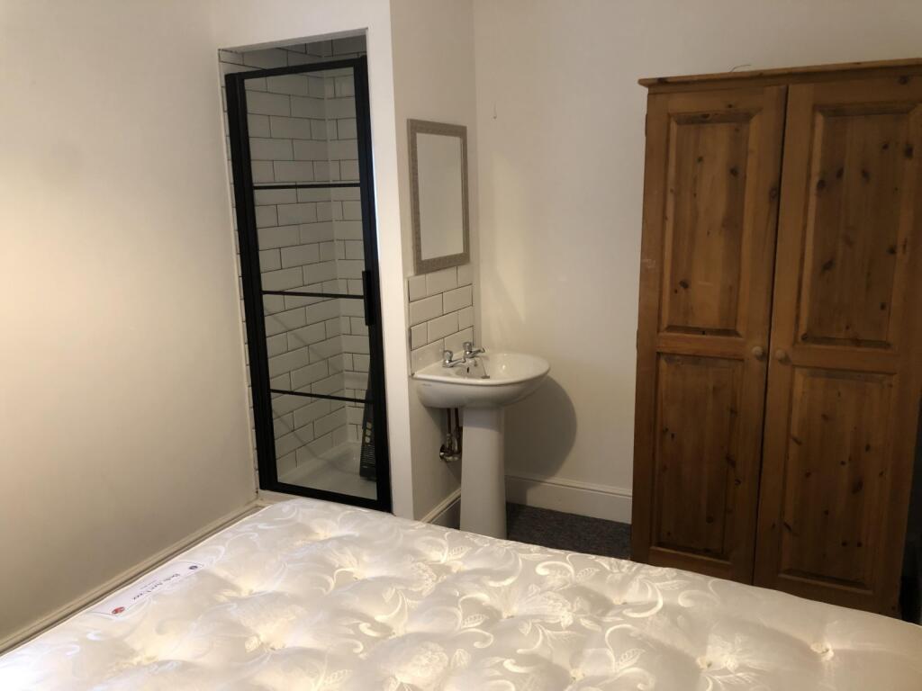 Bedroom2