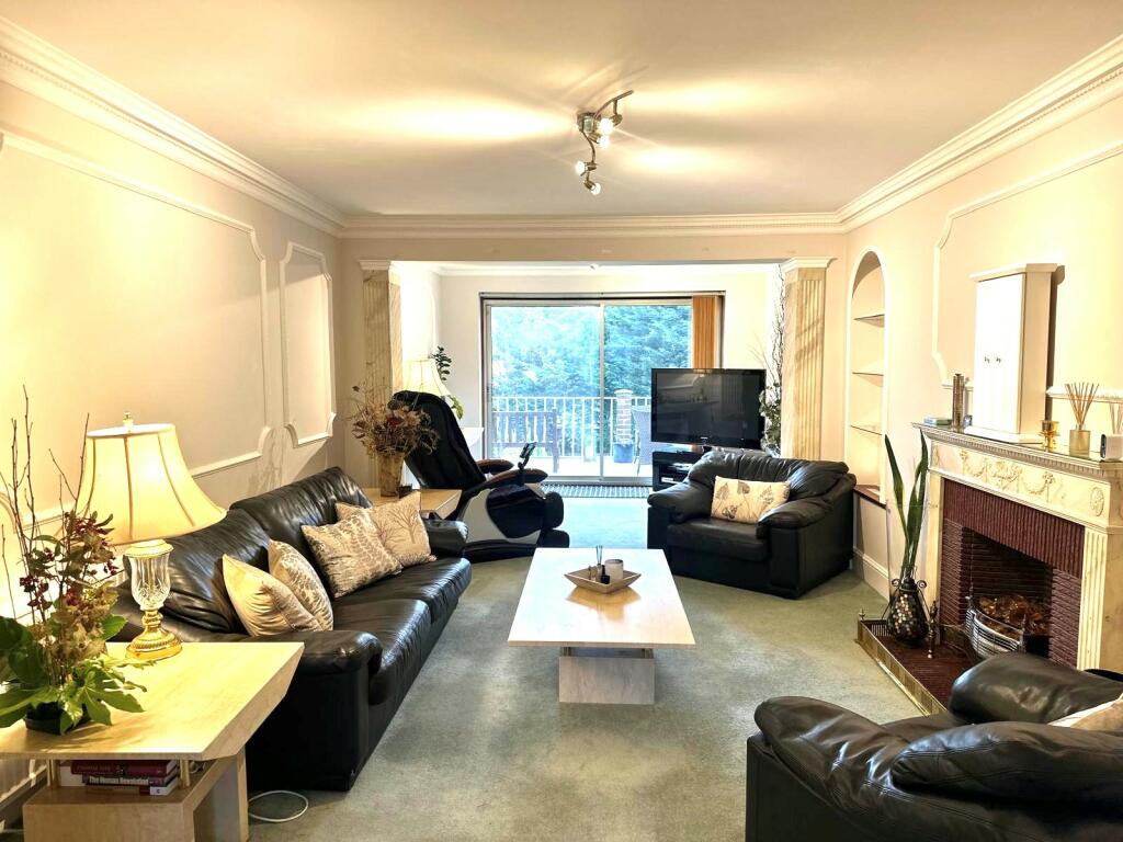 New Lounge Shot