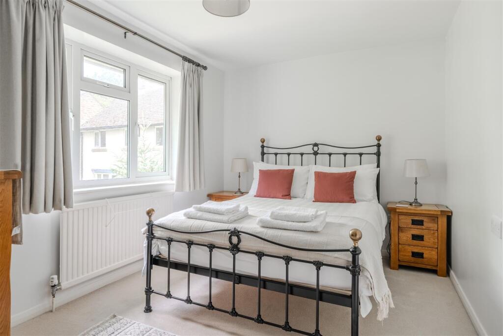 Bedroom1.jpg