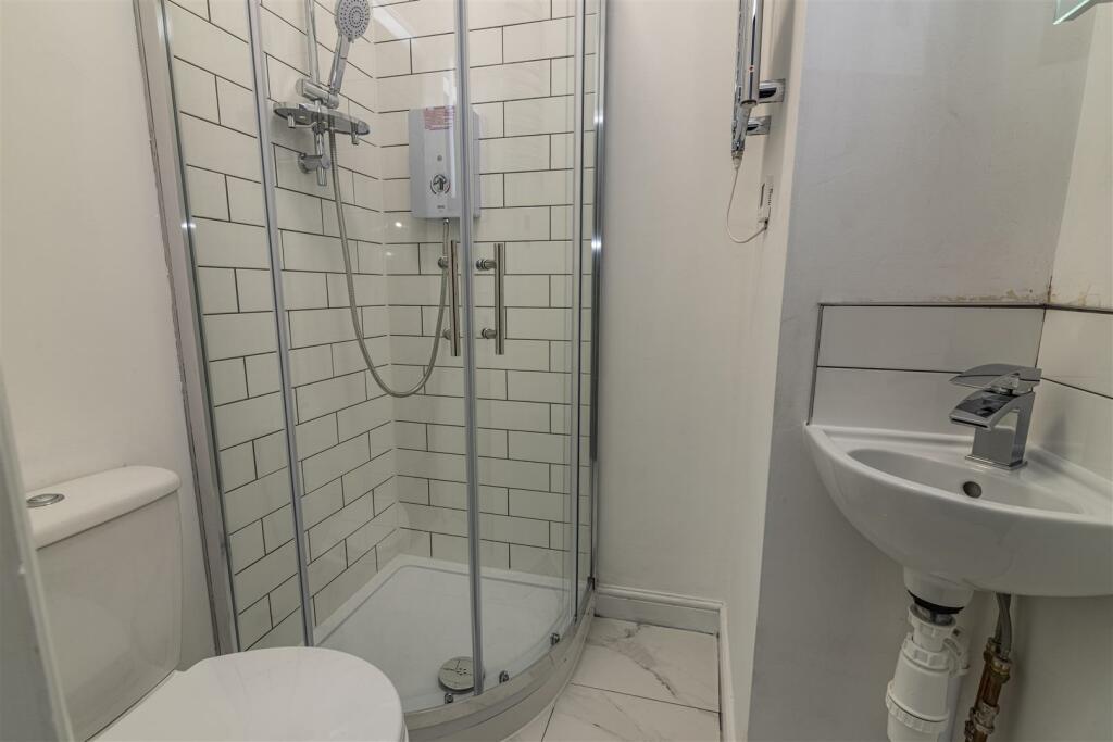 Ensuite Two