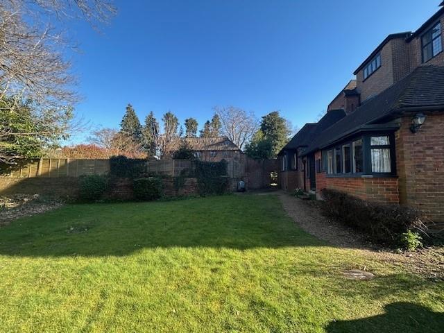 12 Tudor Hall garden.jpg