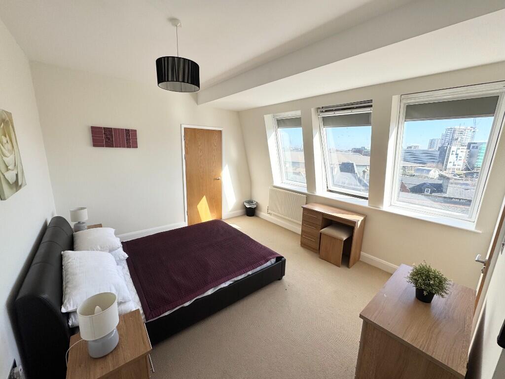 Main Bedroom