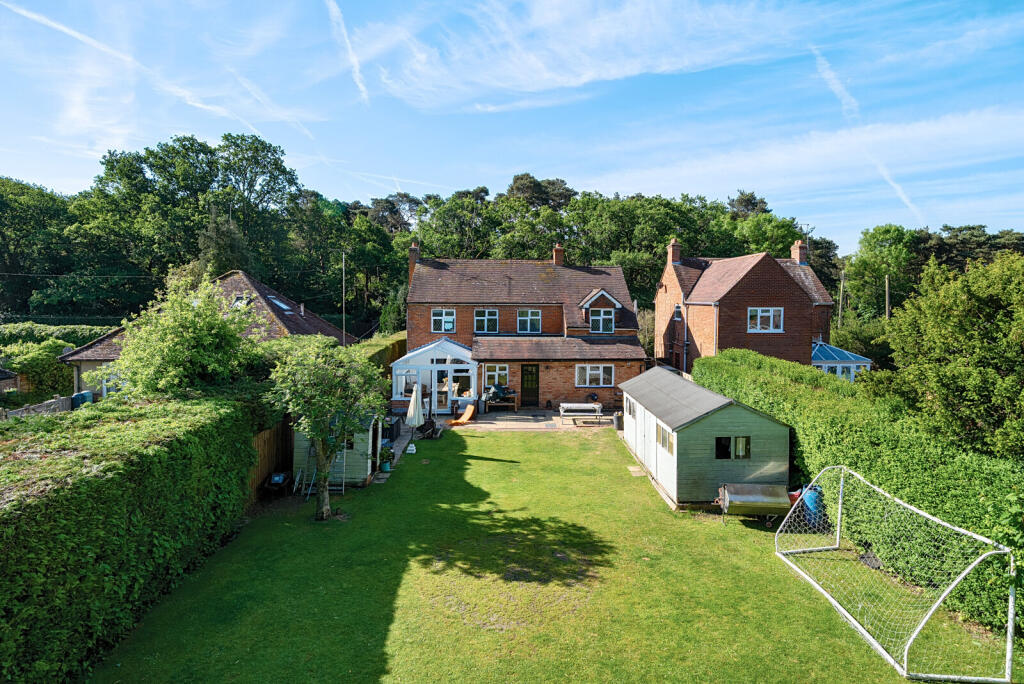 1289078-3-682c451...