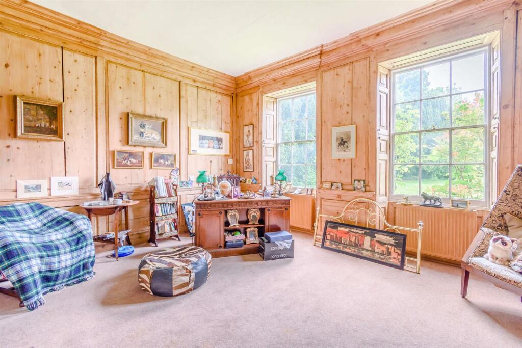 8508160-interior32-800.jpg
