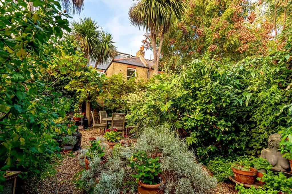 -lower-mortlake-r...