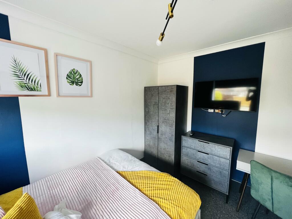 Bed 4