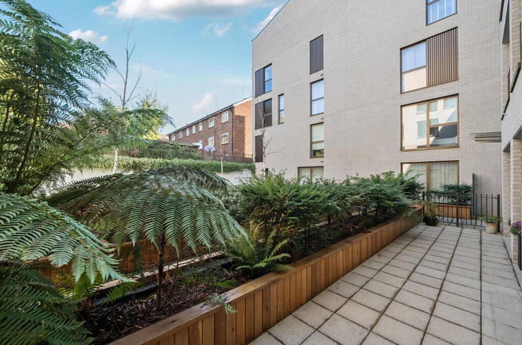 1360104-13-68da5e...