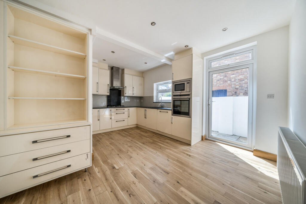 1334637-8-6892092...