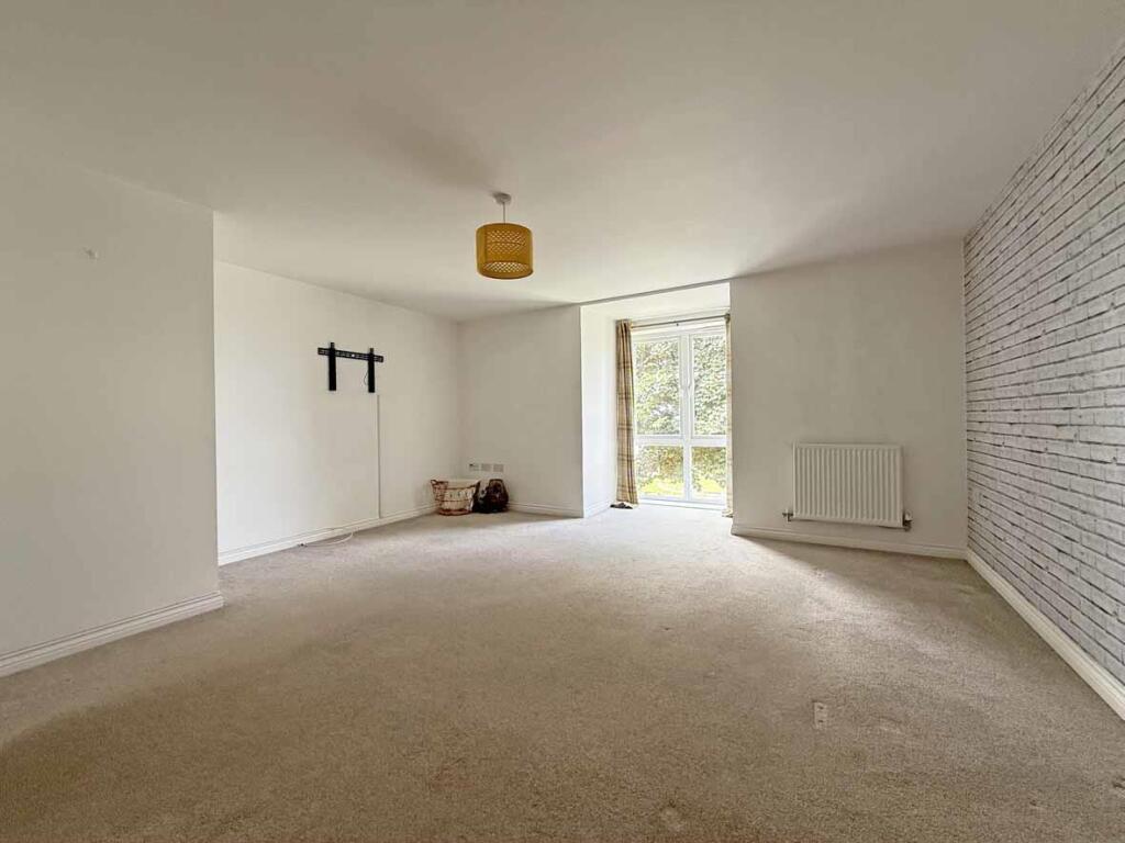 Samuel Bassett Avenue 6 New Living Room.jpg