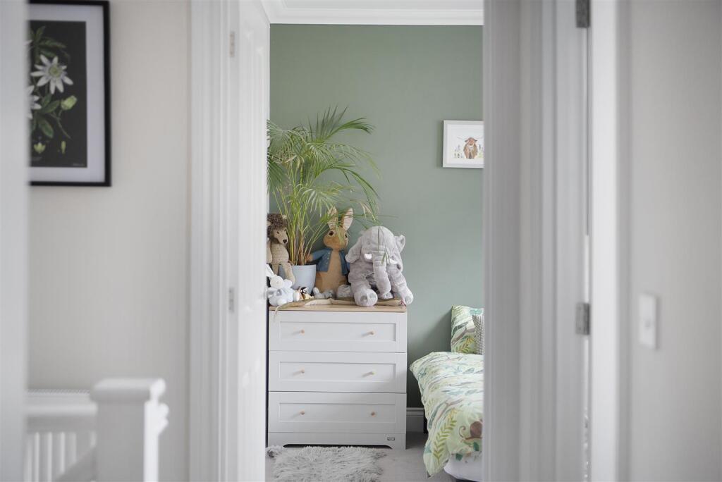 6 Beale Road ph46.jpg