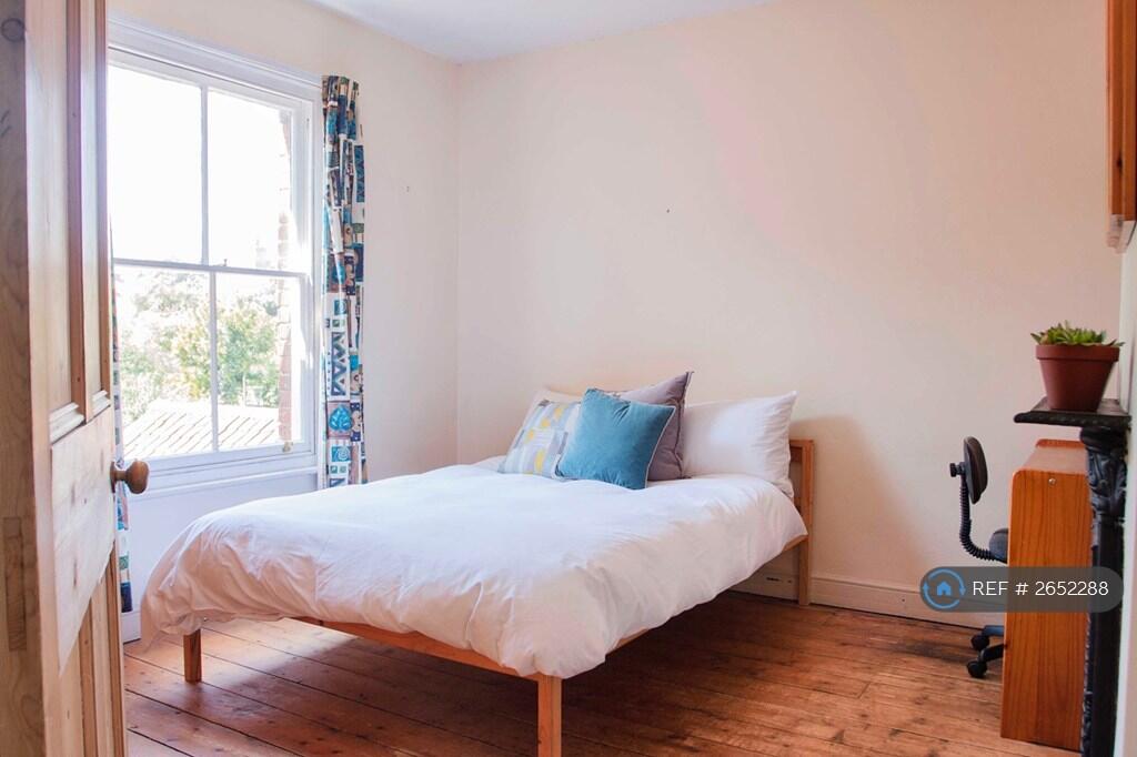 Bedroom 5 