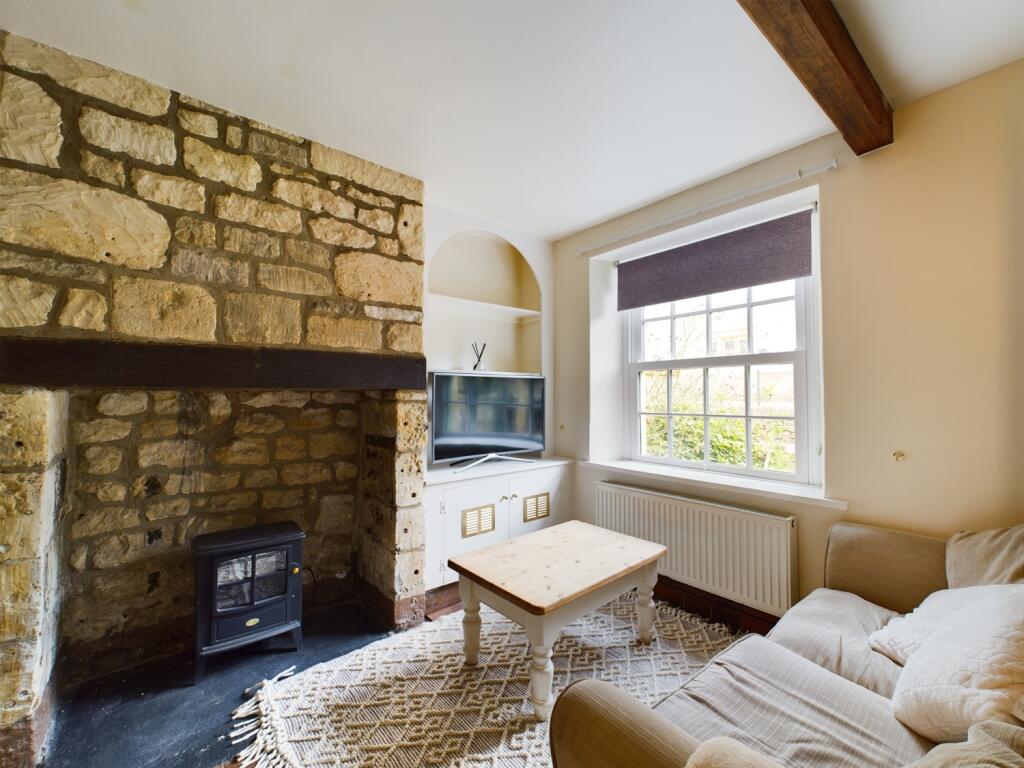 CAM01740G0-PR0016-STILL001