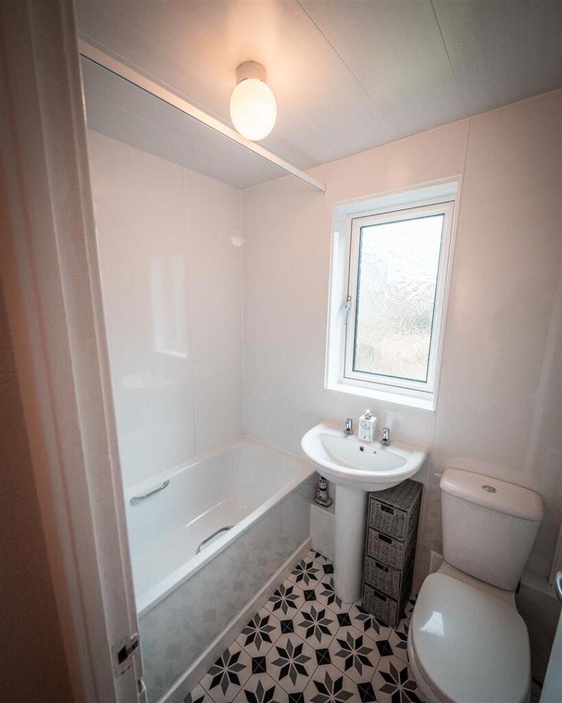 14 1L MYREKIRK TERR 280125 EDIT (35 of 43).jpg