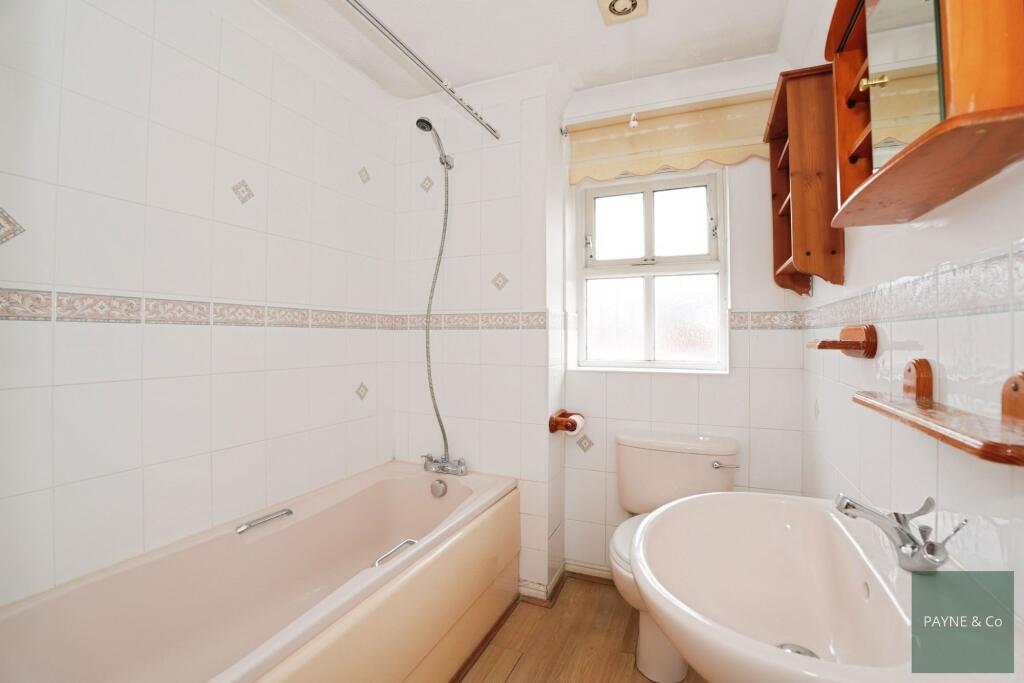 First Floor Bathroom/WC