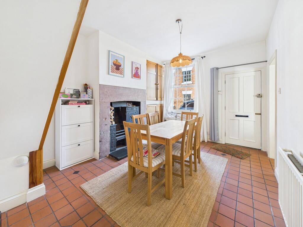 CAM02854G0-PR0365...