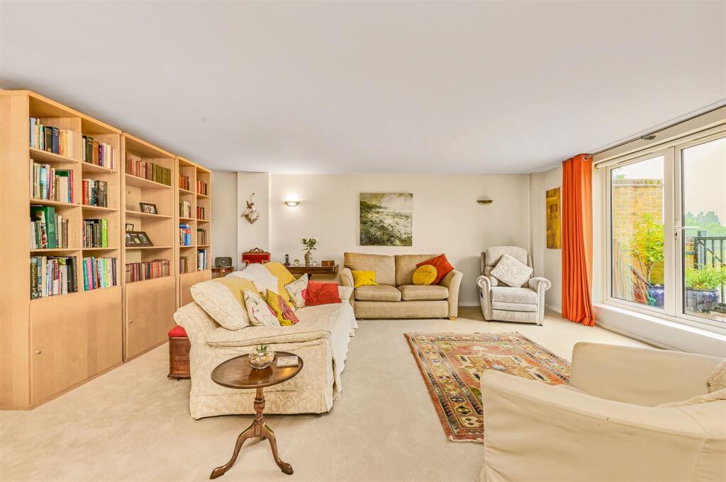 James_Anderson_-_Capatus_House__Mortlake_High_Stre