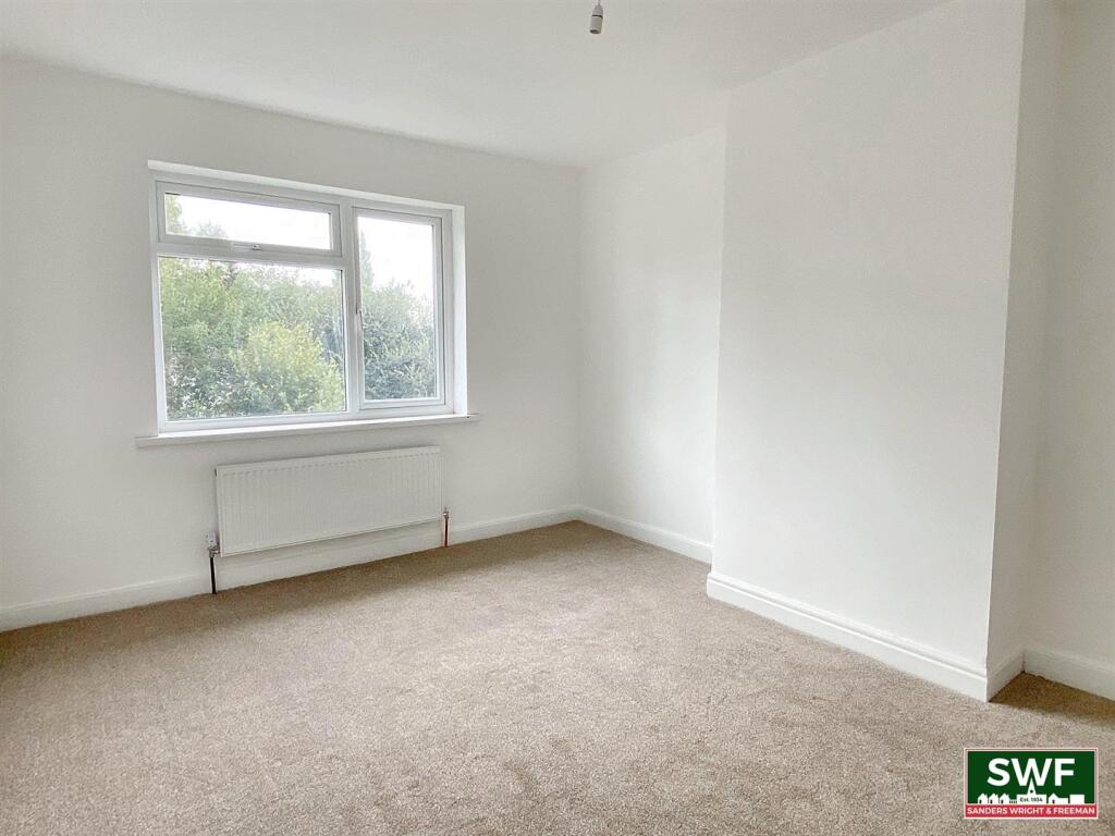 Bedroom1.2.jpg