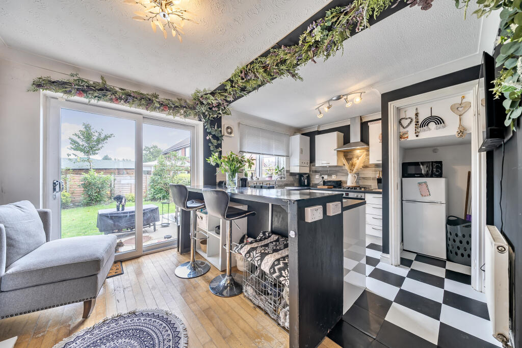 1350519-10-68c2d303c754b