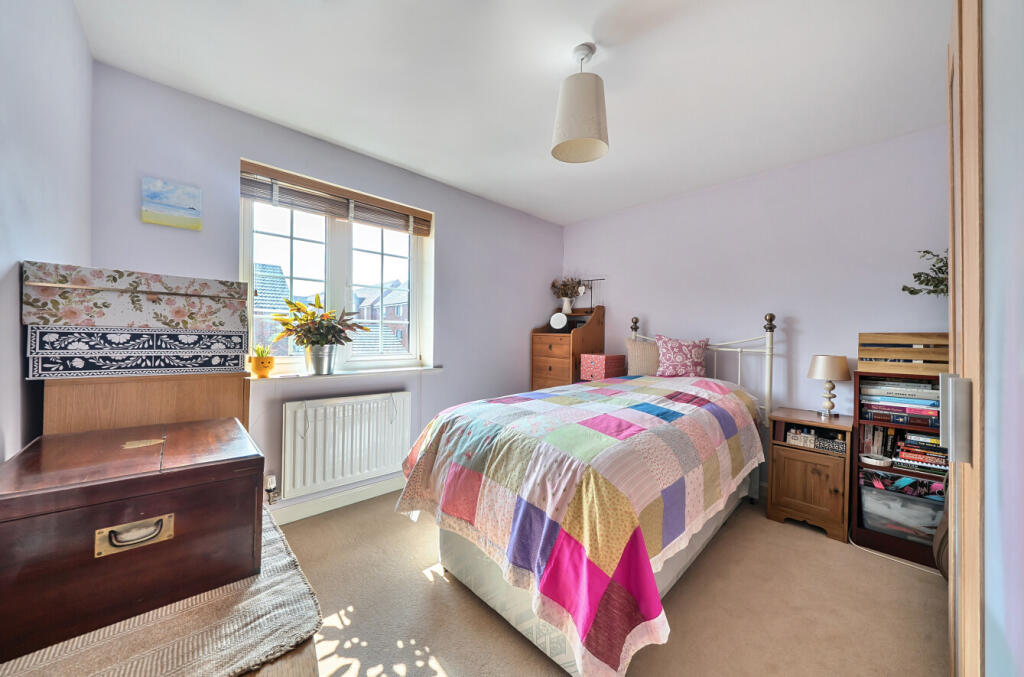 1305935-18-684c02...