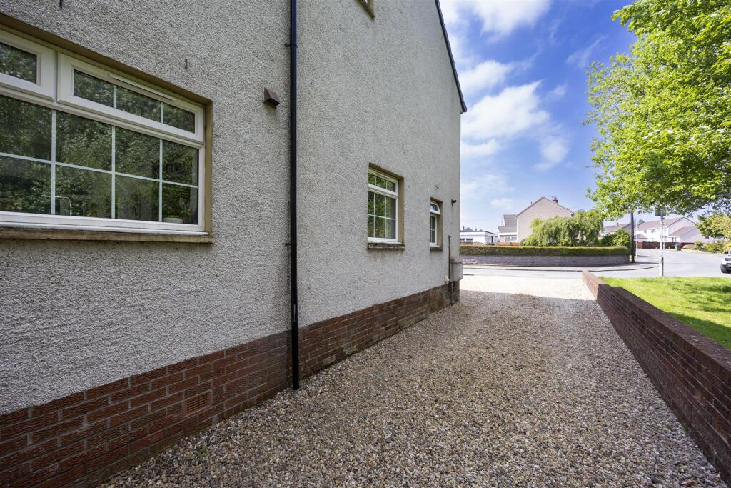 15_CRAWFORD_AVE_LENZIE_002.JPG