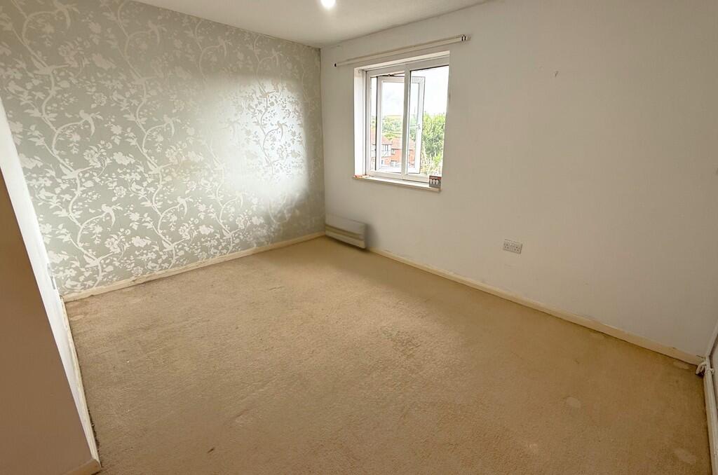 8e38d9cd-6b2b-4cb...