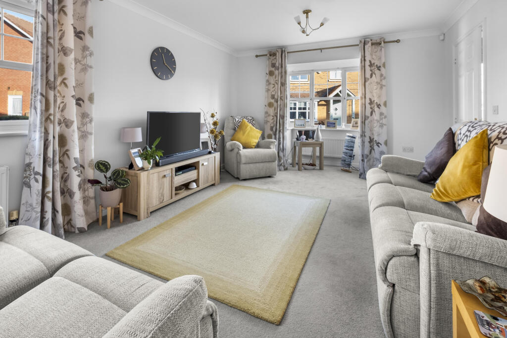 Steel Close, Bromsgrove B60 3GQ