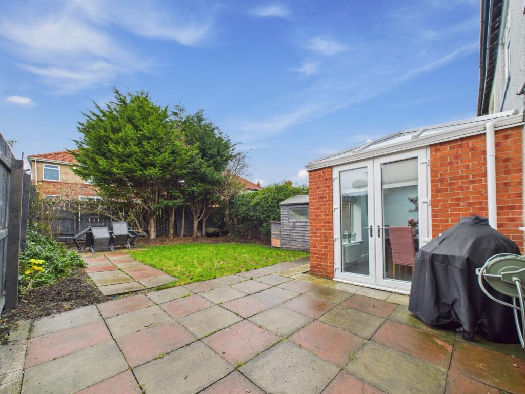 CAM02195G0-PR0093-STILL007