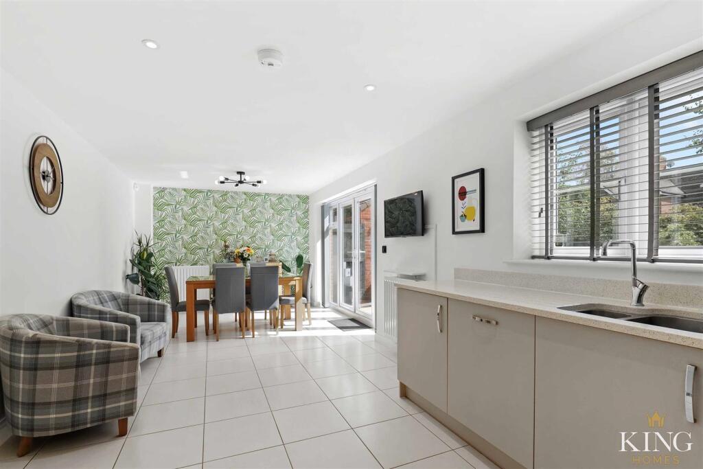 King Homes-85.jpg