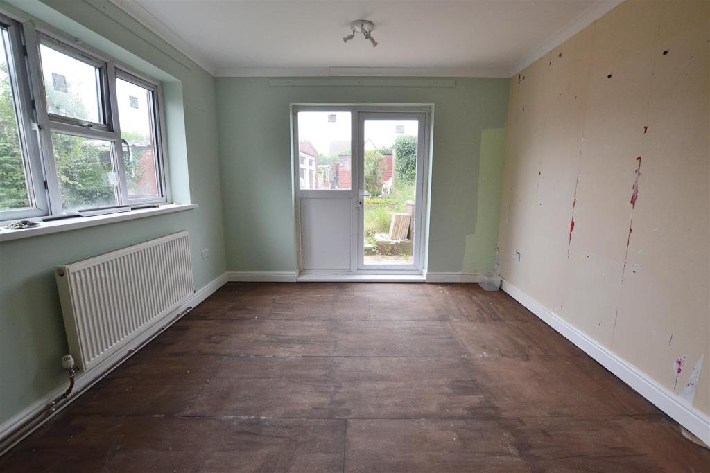 dining room.JPG