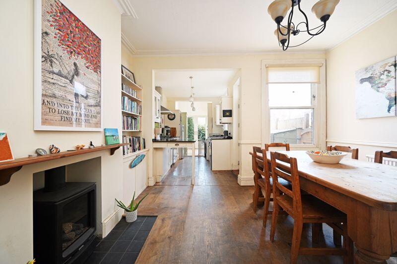 Dining Kitchen 