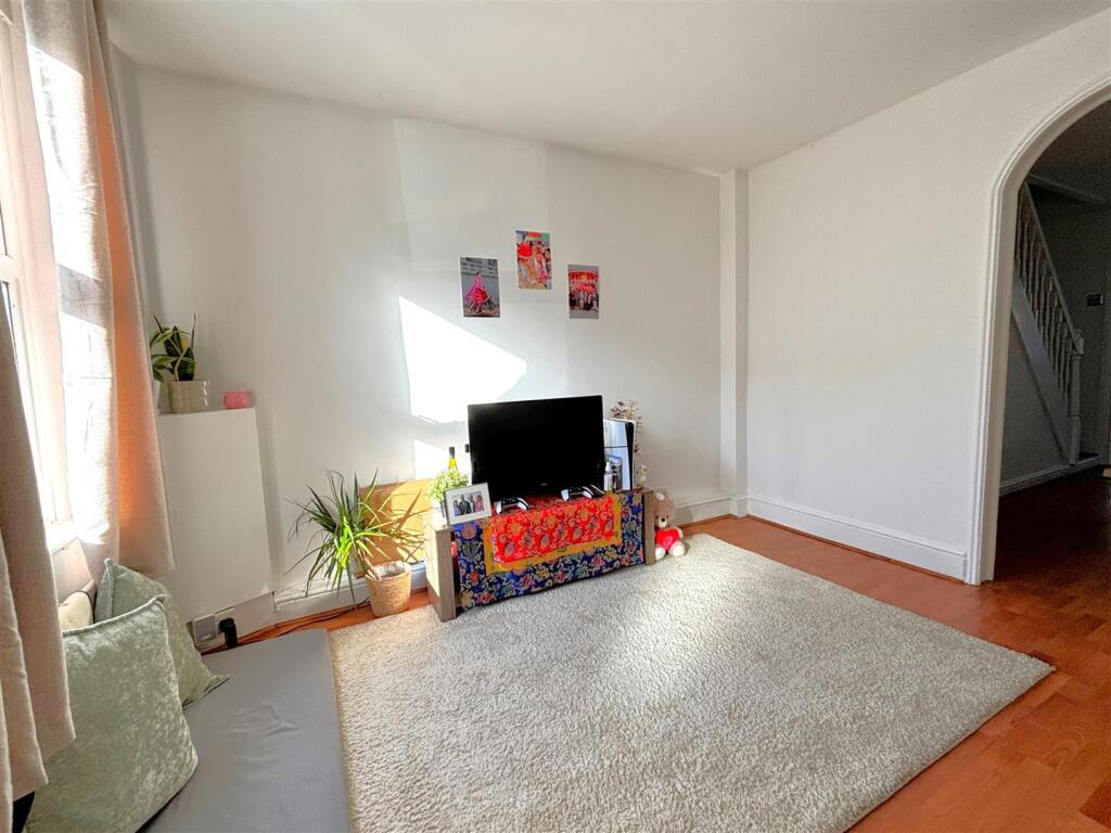 front reception 1.jpg