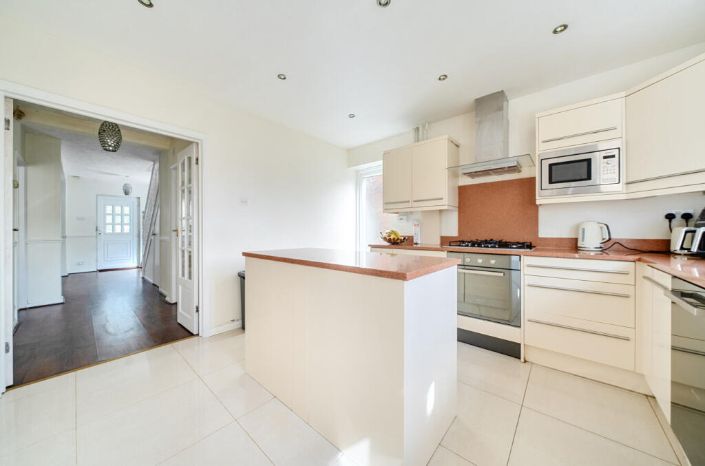 1346121-9-68b883f...