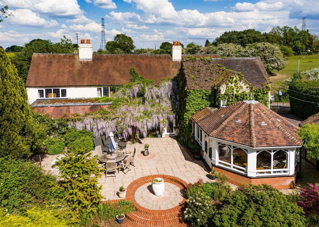 Natsfield House-drone7-MAY25.jpg
