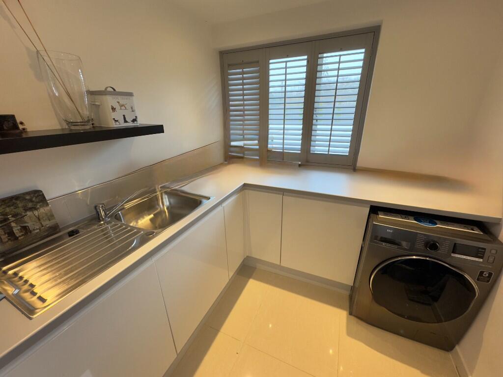 UTILITY ROOM