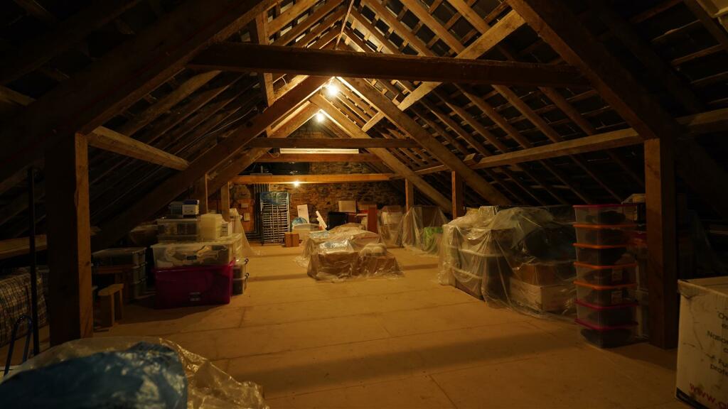 LOFT